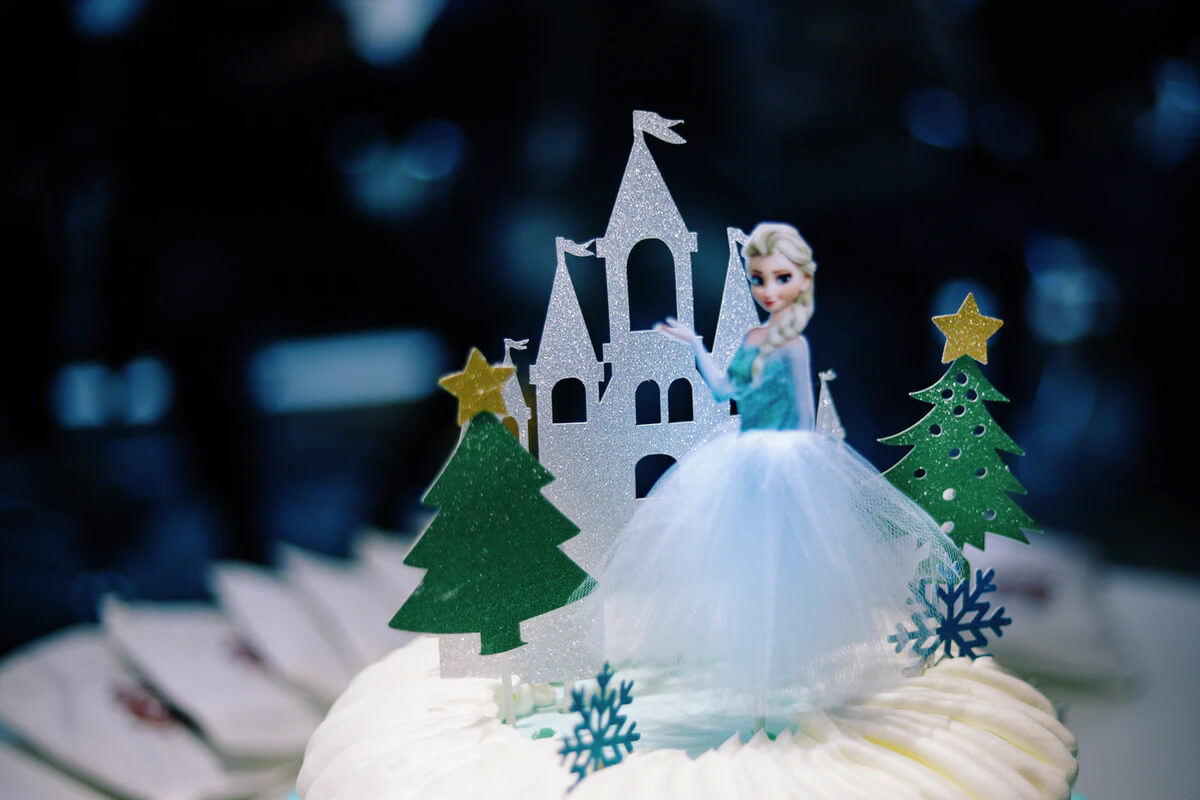 Recette gâteau d'anniversaire Reine des Neiges - Happy Blog